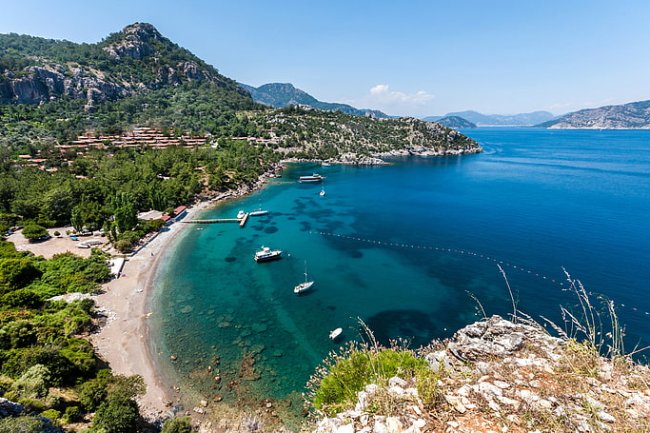 MARMARİS GEZİ REHBERİNE HAZIR MISINIZ? MAVİ VE YEŞİLİN BULUŞTUĞU MARMARİS AYAKLARINIZIN ALTINDA…