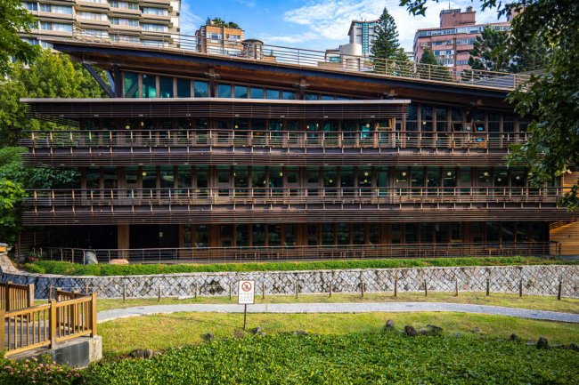 TAYLAND GEZİSİ: BEITOU KÜTÜPHANESİ, TARİHİ VE LEZZET DOLU ANILAR