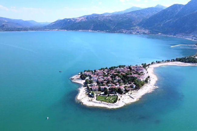 Eğirdir Gölü'nü Bizimle Keşfedin